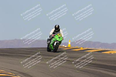 media/Oct-08-2023-CVMA (Sun) [[dbfe88ae3c]]/Race 3 Amateur Supersport Middleweight/